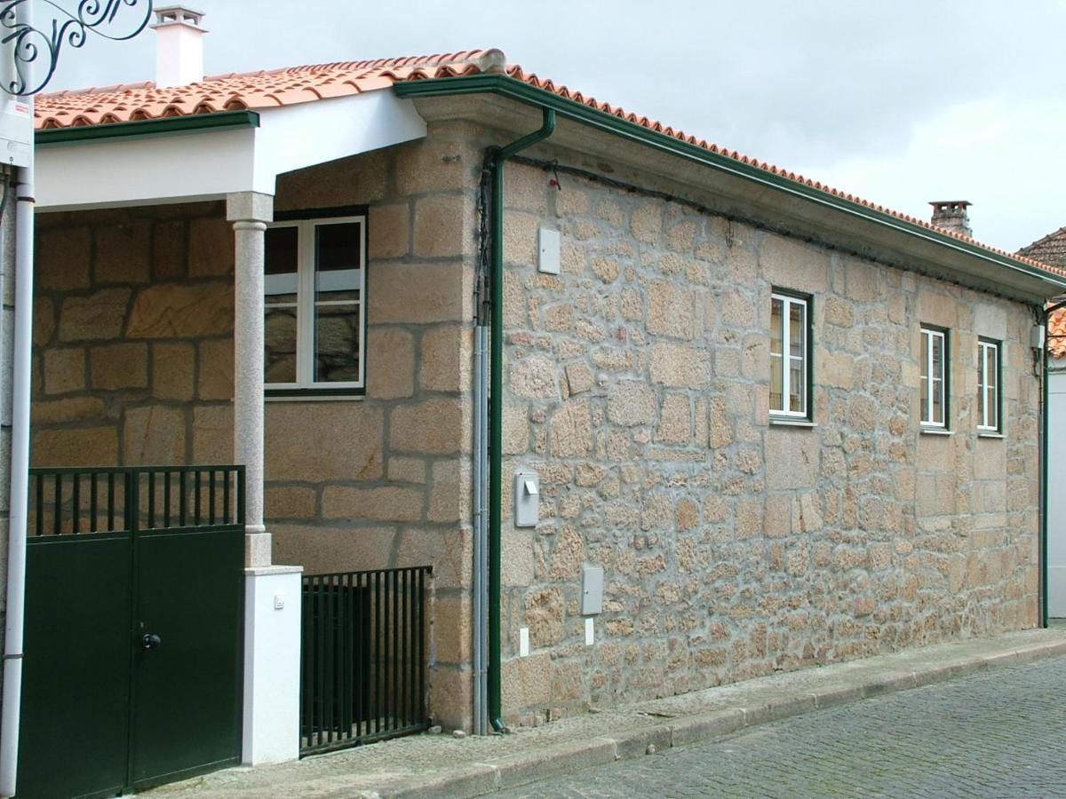 Casa D Toninha - Casas De Campo - Turismo Espaco Rural - Al Sernancelhe Екстер'єр фото