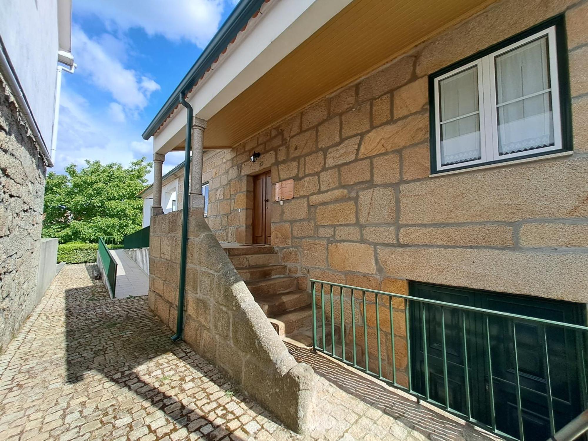 Casa D Toninha - Casas De Campo - Turismo Espaco Rural - Al Sernancelhe Екстер'єр фото